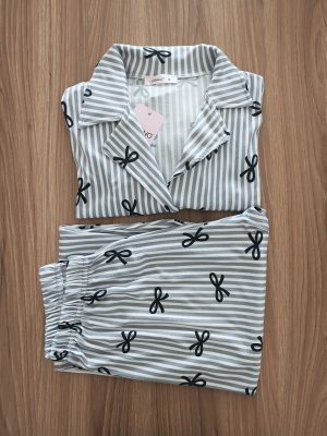 Rahatlığın Şıklıkla Buluştuğu Pijama Takımları